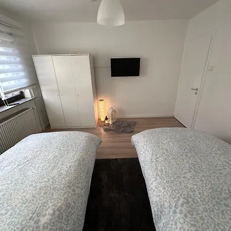 - Monteurzimmer Am Aartalssee Apartment