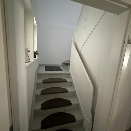 - Monteurzimmer Am Aartalssee * Bischoffen