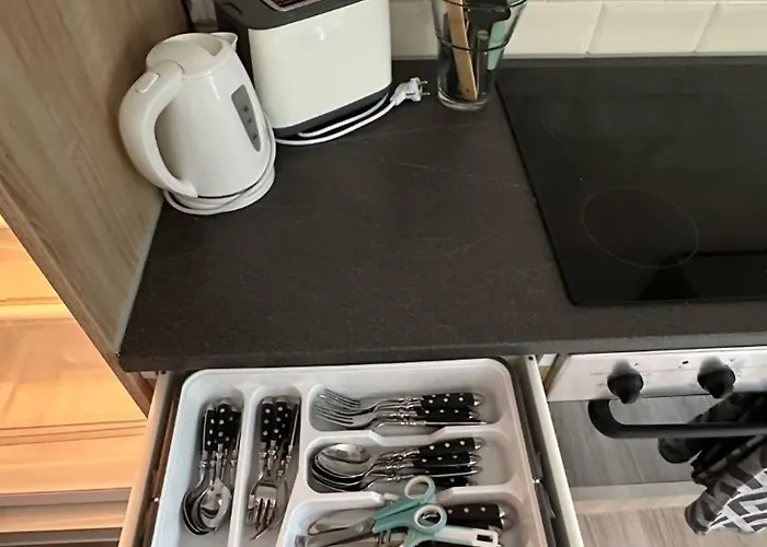 - Monteurzimmer Am Aartalssee * Bischoffen