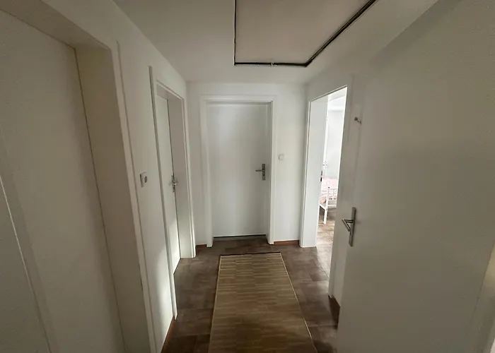 - Monteurzimmer Am Aartalssee * Bischoffen