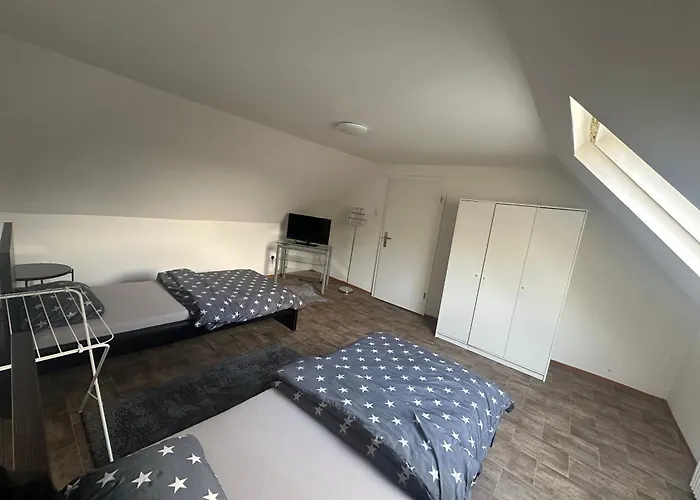 - Monteurzimmer Am Aartalssee *